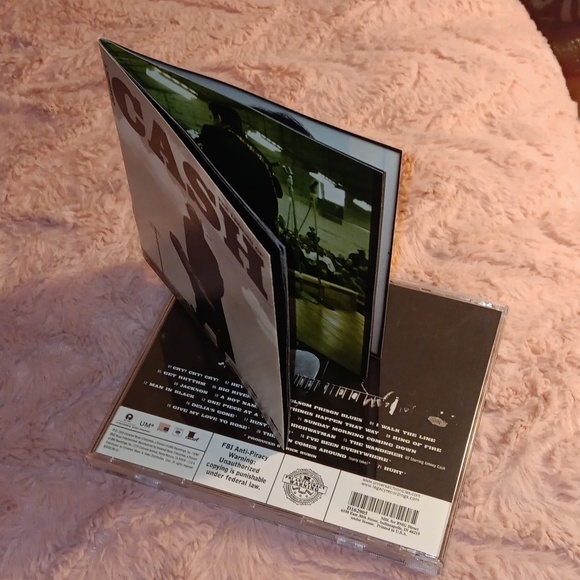 Johnny Cash CD - Picture 5 of 5